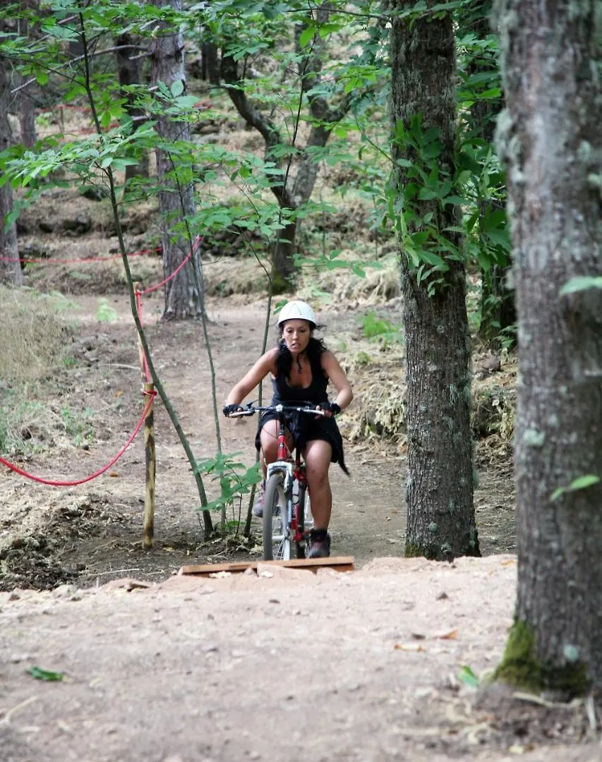 מלון פטראליה סופראנה Tree Camping Madonie